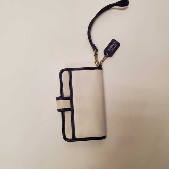 Coach Cellphone Wallet